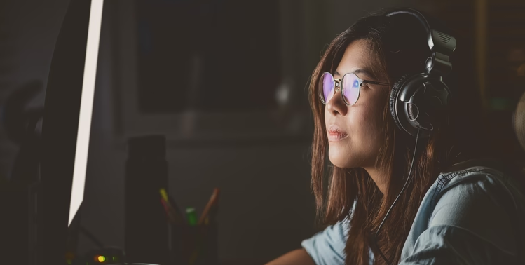 Background Image of Platform Development for Stylish Blue Light Glasses